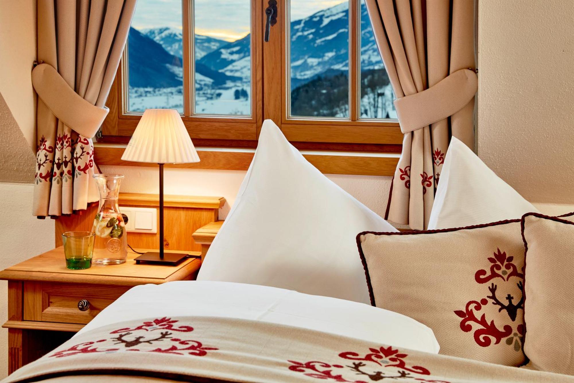 Hotel Schloss Mittersill Rum bild